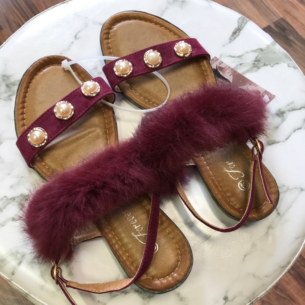 ‼️ Burgundy Fur Pearl Stud Strap Sandals